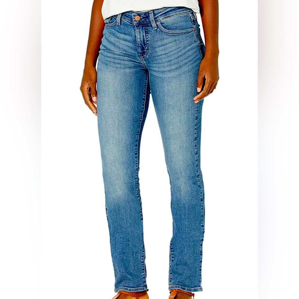 Signature by Levi Strauss & Co. Gold Label Women's Totally Shaping Skinny Jeans